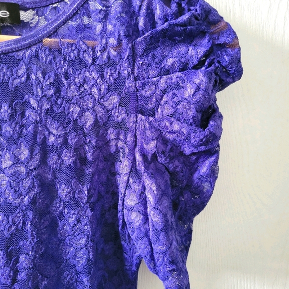 Bebe lace top - Picture 2 of 4